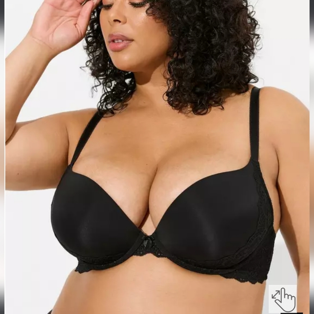 Torrid plunge pushup bra 38DD - Black